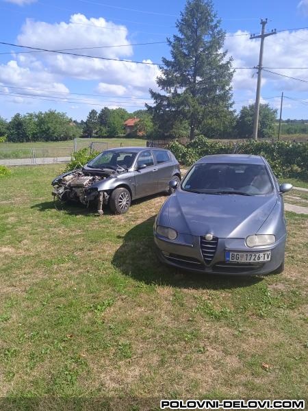 Alfa Romeo  147 1.6 Benzin Kompletan Auto U Delovima
