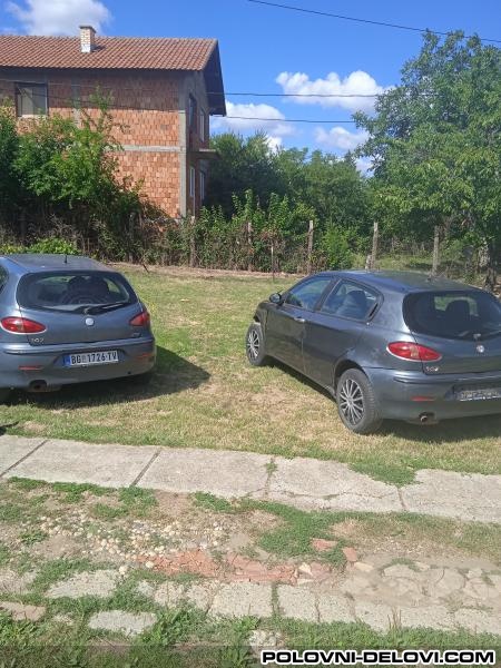 Alfa Romeo  147 1.6 Benzin Kompletan Auto U Delovima