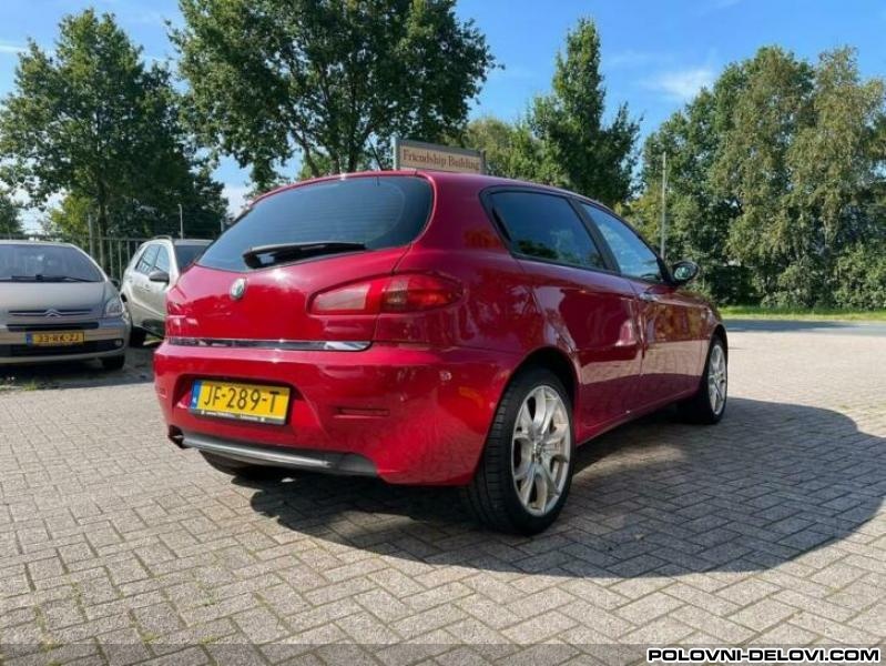 Alfa Romeo  147 1.6b Kompletan Auto U Delovima