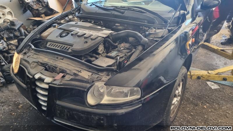 Alfa Romeo  147 1.9jtd  Kompletan Auto U Delovima