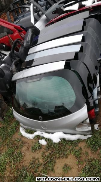 Alfa Romeo  147 Gepek Vrata Karoserija