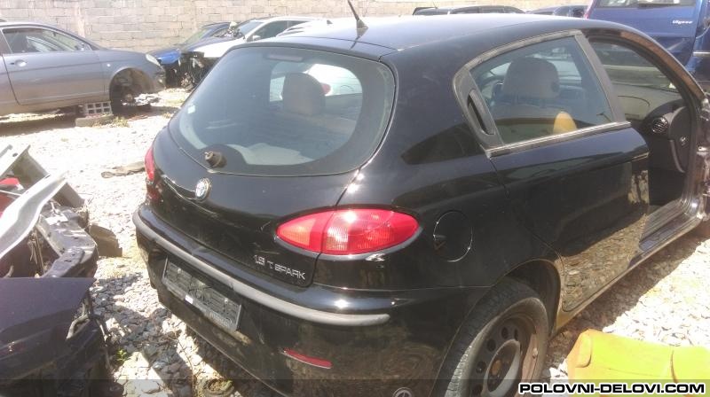 Alfa Romeo  147  Kompletan Auto U Delovima