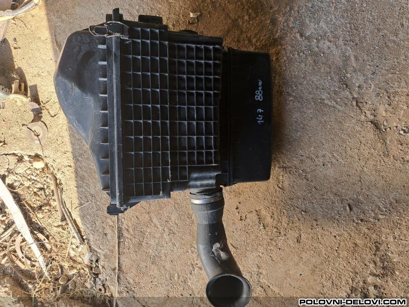 Alfa Romeo  147 Kutija Filtera Vazdu Razni Delovi
