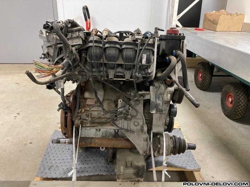 Alfa Romeo  156  Motor I Delovi Motora