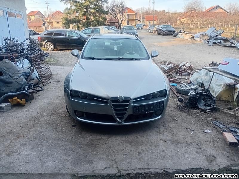 Alfa Romeo  159 Jtd Kompletan Auto U Delovima