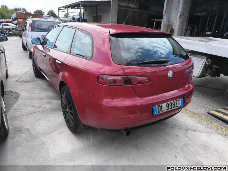 Alfa Romeo  159  Karoserija