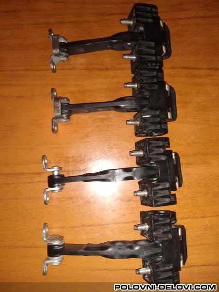 Alfa Romeo  159  Karoserija