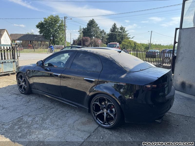 Alfa Romeo  159  Kompletan Auto U Delovima
