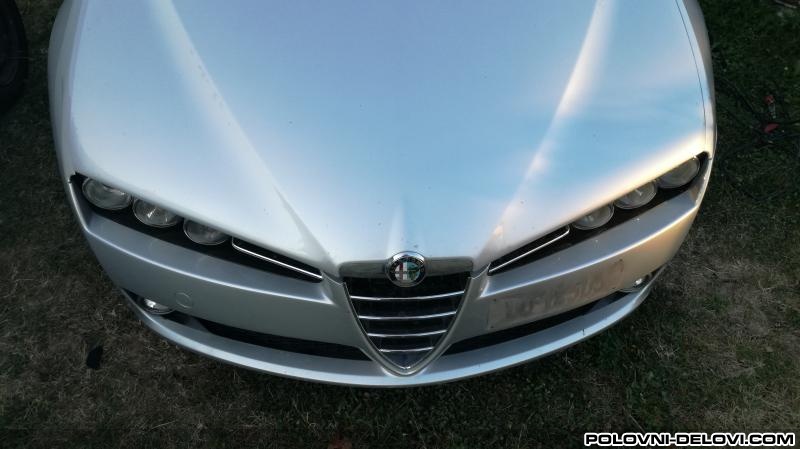 Alfa Romeo  159 Prednji Branik Razni Delovi