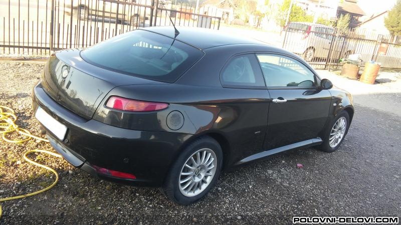 Alfa Romeo  GT  Kompletan Auto U Delovima