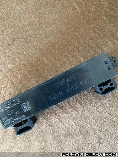 Audi - Vw Keyless Antena - 5WA 962 132 