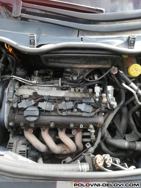 Audi  A2 Fsi Kompletan Auto U Delovima