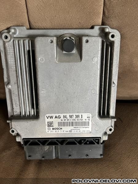 Audi  A3 1.6 Tdi Kompjuter Motora EDC 17 C 64 