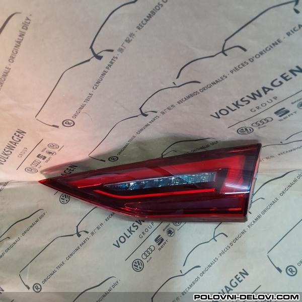 Audi  A3 8Y0 945 308  Svetla I Signalizacija