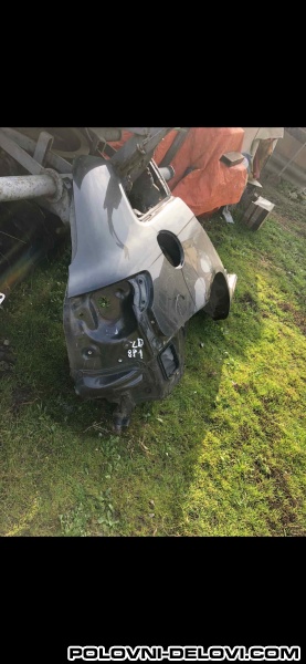 Audi  A3 Desna Polustranica Karoserija