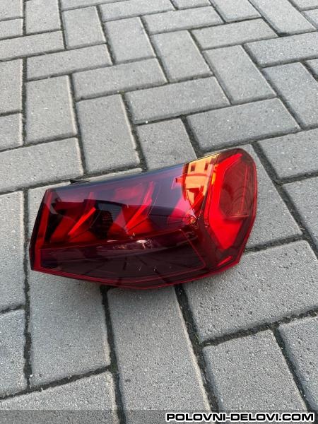 Audi A3 Desno Stop Svetlo - 8Y0 945 208 