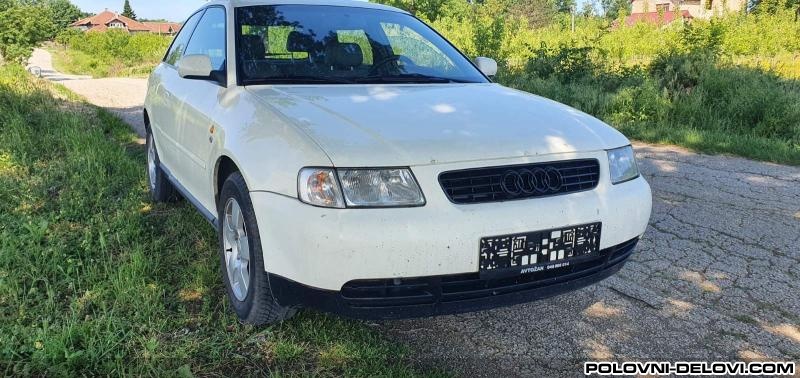 Audi  A3 Farovi Svetla I Signalizacija