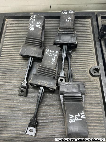 Audi  A3 GRANICNIK VRATA Karoserija