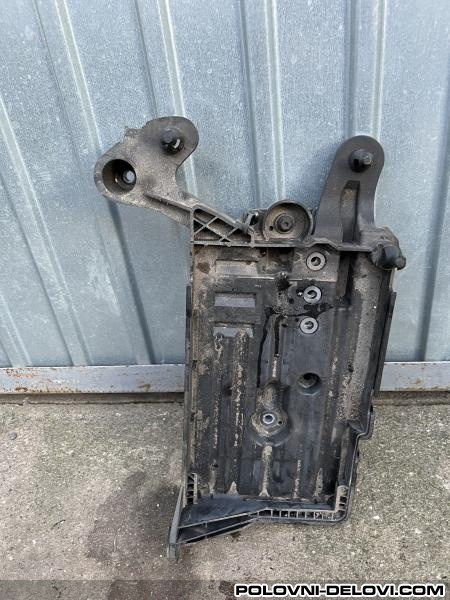 Audi  A3 Nosac Akumulatora Razni Delovi