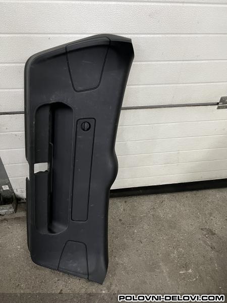 Audi  A3 Plastika Gepeka Enterijer