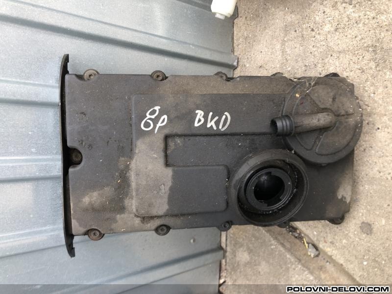 Audi  A3 Poklopac Ventila  Motor I Delovi Motora