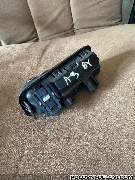 Audi A3 Zadnja Kamera - 5E3 827 566 