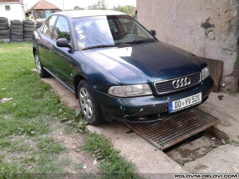 Audi  A4 1.8 Kompletan Auto U Delovima