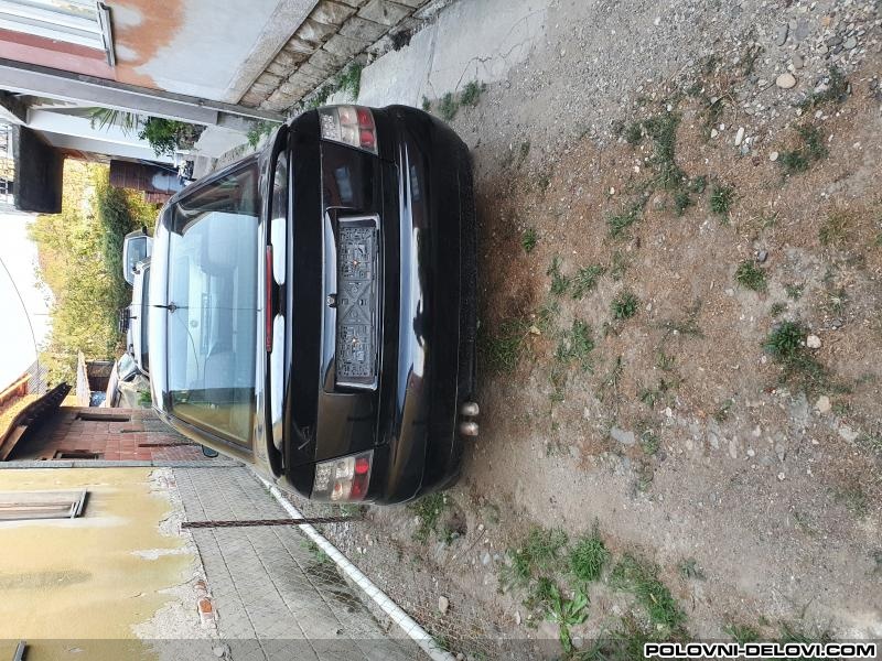Audi  A4 1.9 Tdi Kompletan Auto U Delovima