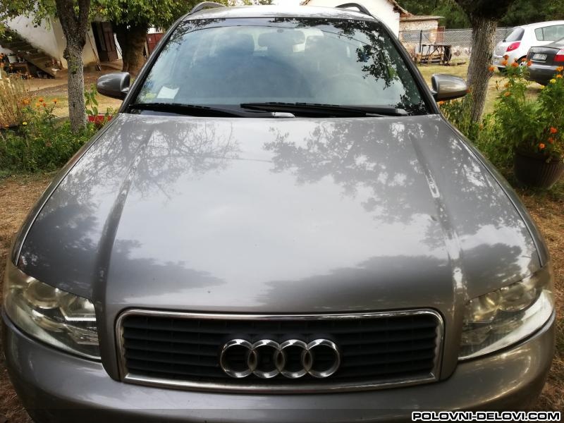 Audi  A4 1.9TDI Svetla I Signalizacija