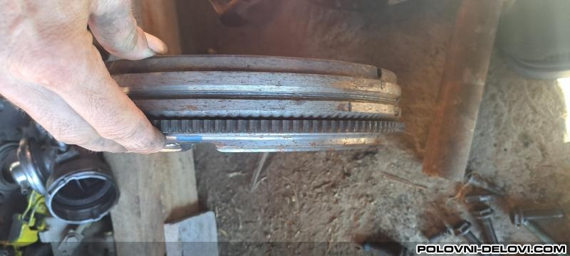 Audi  A4 1.9tdi Menjac I Delovi Menjaca