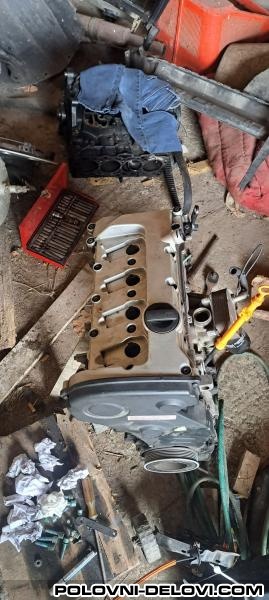 Audi  A4 2.0alt Motor Motor I Delovi Motora