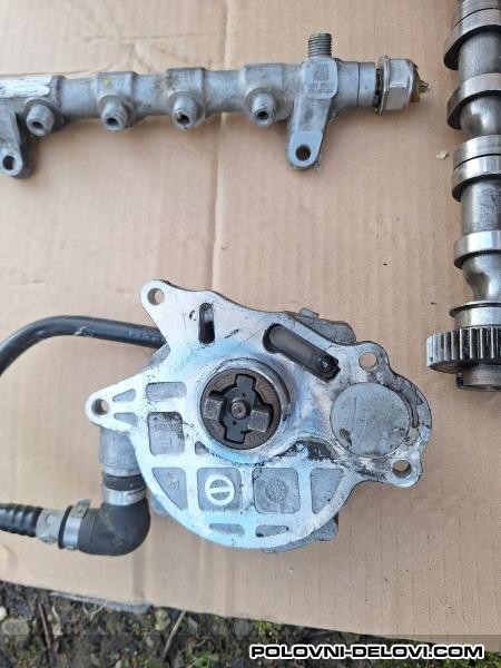 Audi  A4 20 Tdi Motor I Delovi Motora