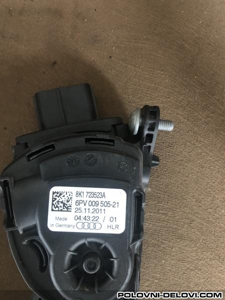 Audi  A4 8K1 723 523 A Razni Delovi