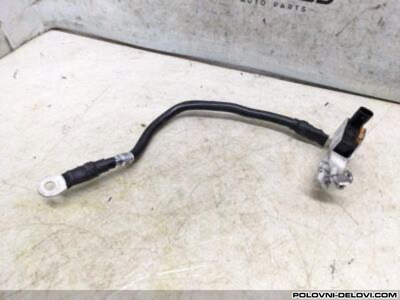 Audi A4 A5 Minus Klema - 8S0 915 181 C 