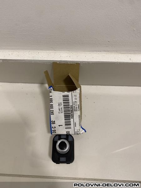 Audi  A4 A5 Prekidac Za Pomeranje Ogledala Na Retrovizorima