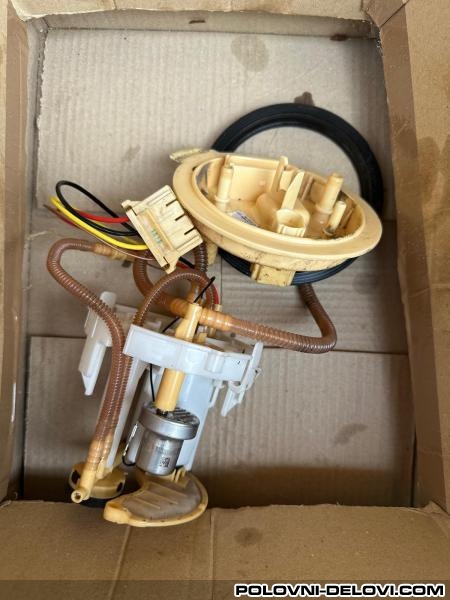 Audi A4 A5 Pumpa U Rezervoaru - 8W0 919 088 H