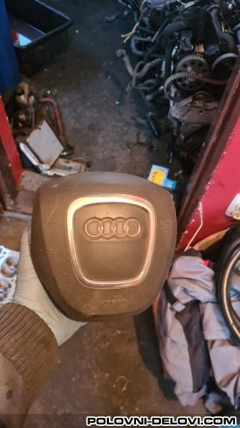 Audi  A4 Airbag Volana Enterijer