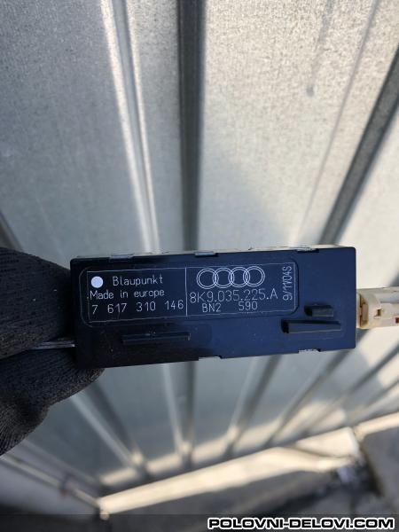 Audi  A4 Antena 8K9 035 225 Razni Delovi