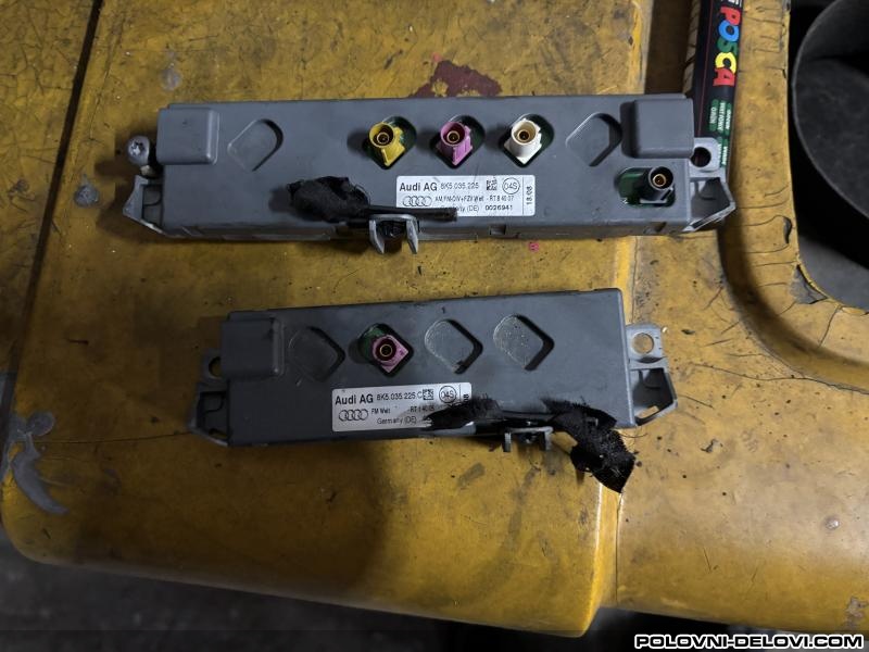 Audi  A4 Antena Audio