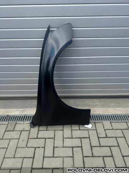 Audi A4 B8.5 Desno Krilo