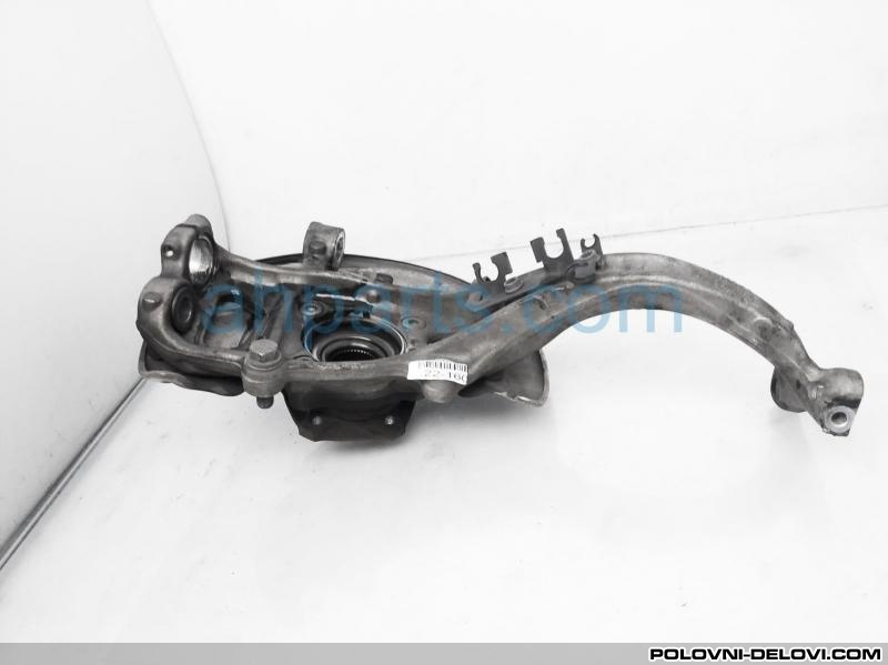 Audi  A4 B9 DESNI RUKAVAC 8W0 407 242  F