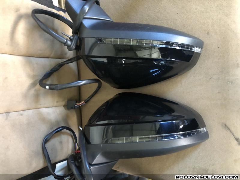 Audi  A4 B9 RETROVIZOR 8W