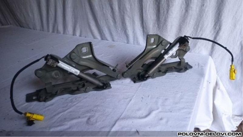 Audi A4 B9 Sarke Haube Sa Ispaljivacima 