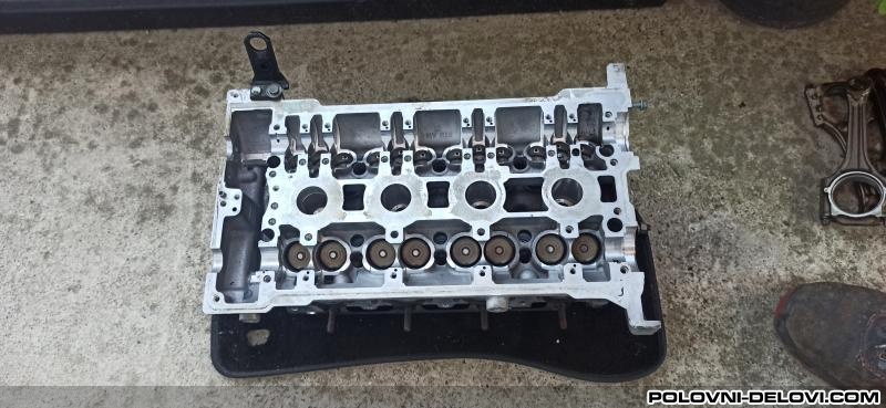 Audi  A4 Glava 2.0 20v ALT Motor I Delovi Motora