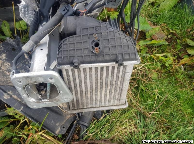 Audi  A4 Interkuleri A4 B6 Razni Delovi