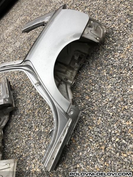 Audi  A4 LEVA POLUSTRANICA Karoserija