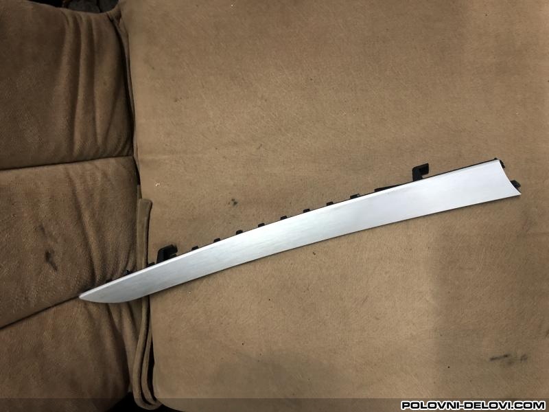 Audi  A4 Lajsna Na Tapaciru Enterijer