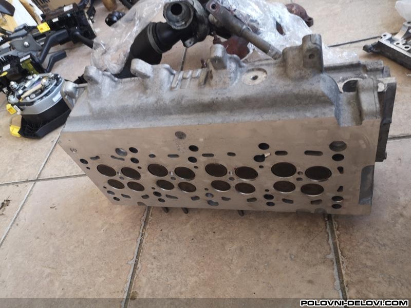 Audi  A4  Motor I Delovi Motora