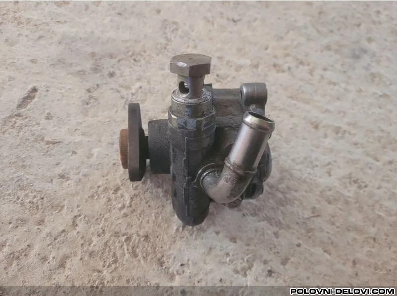 Audi  A4 Servo Pumpa A4 A6 Razni Delovi