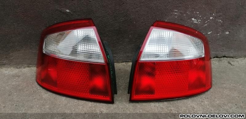 Audi  A4  Svetla I Signalizacija